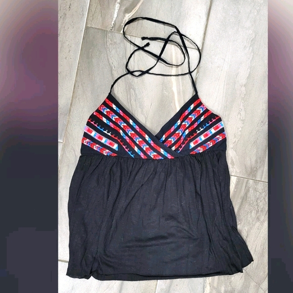 Halter top - Picture 1 of 1